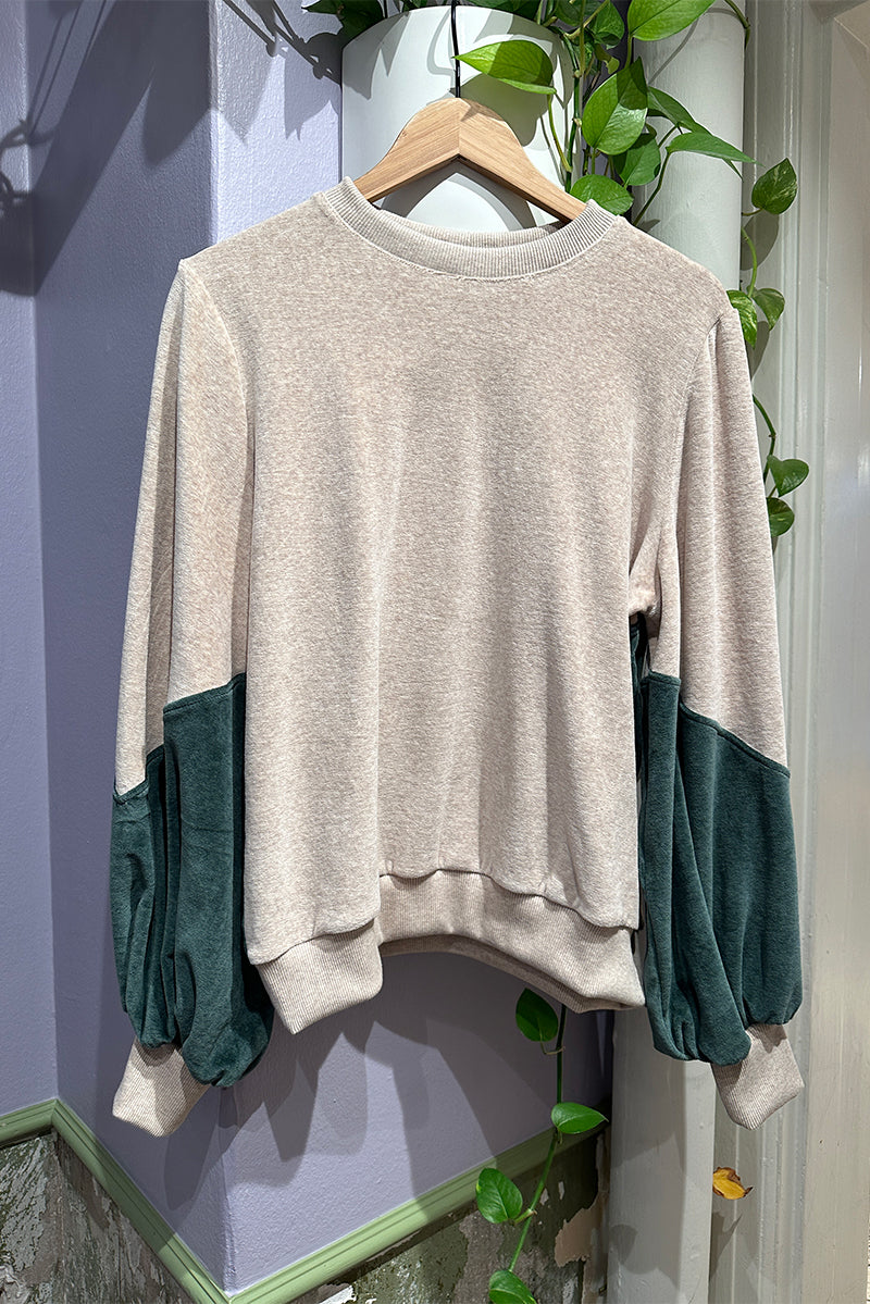 Froks Isabel Sweatshirt / Desert Sand & Jungle green